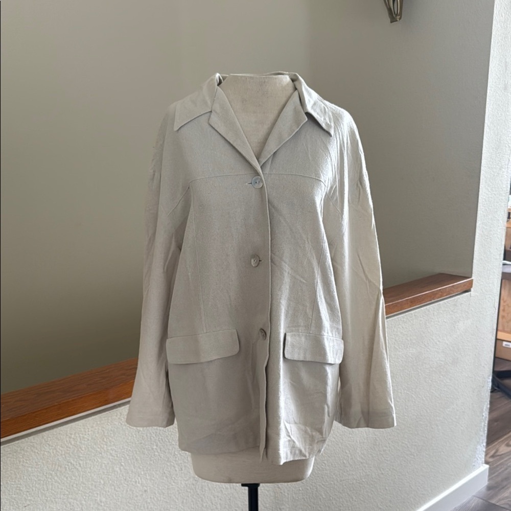 Women's Cream silk and linen Jacket size medium